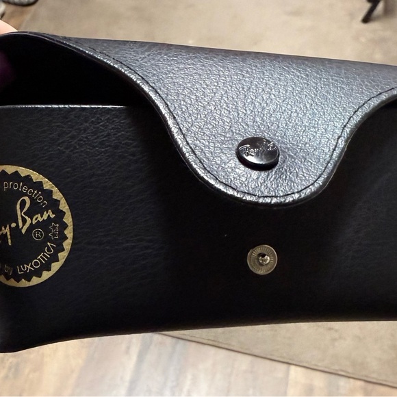 Ray-Ban Brown Sunglasses - Picture 6 of 6